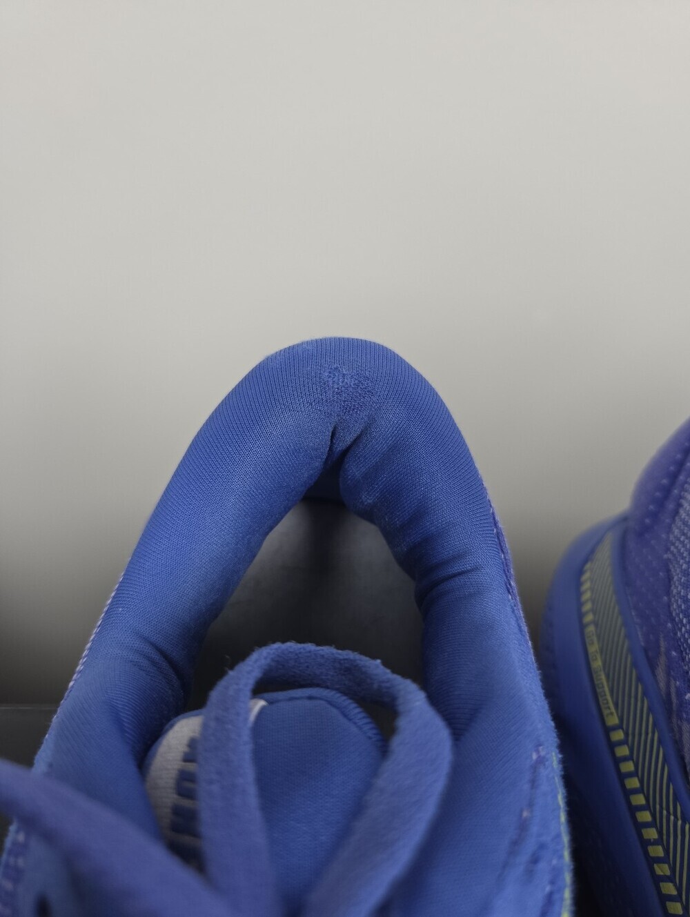 Brooks Adrenaline GTS 24 Athletic Sneakers Women's 8.5 Blue Stability Trainers - Picture 10 of 15